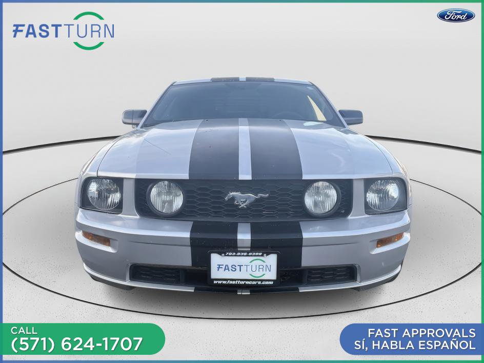 Used 2009 Ford Mustang GT RWD image 5