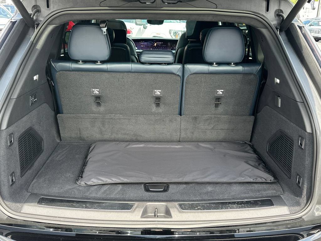 Certified 2025 Cadillac Escalade IQ Luxury 2 AWD/4WD image 18