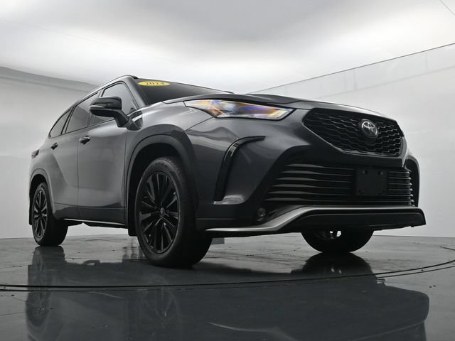 Used 2024 Toyota Highlander XSE AWD/4WD image 36