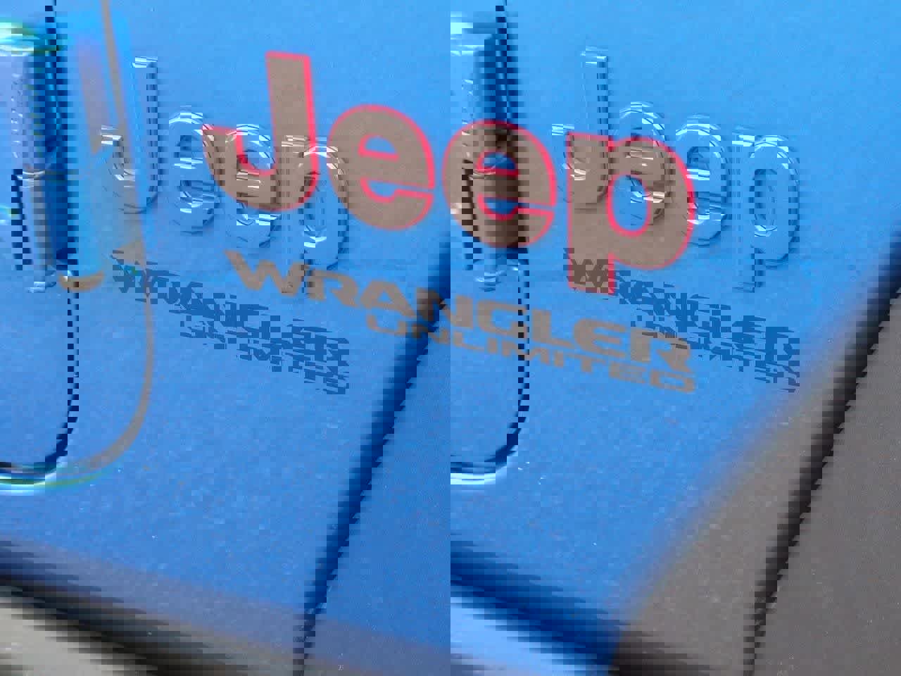 Used 2021 Jeep Wrangler Unlimited Rubicon w/ Cold Weather Group image 12