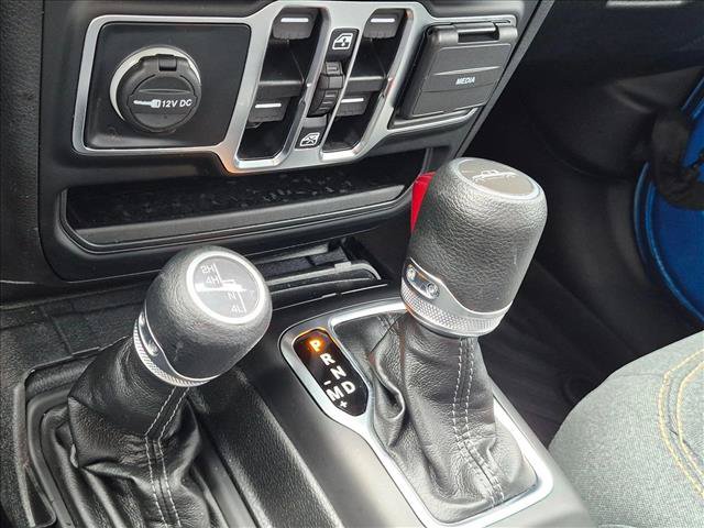 Used 2025 Jeep Gladiator Sport AWD/4WD image 11