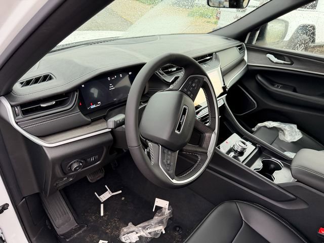 New 2026 Jeep Grand Cherokee Limited AWD/4WD image 11