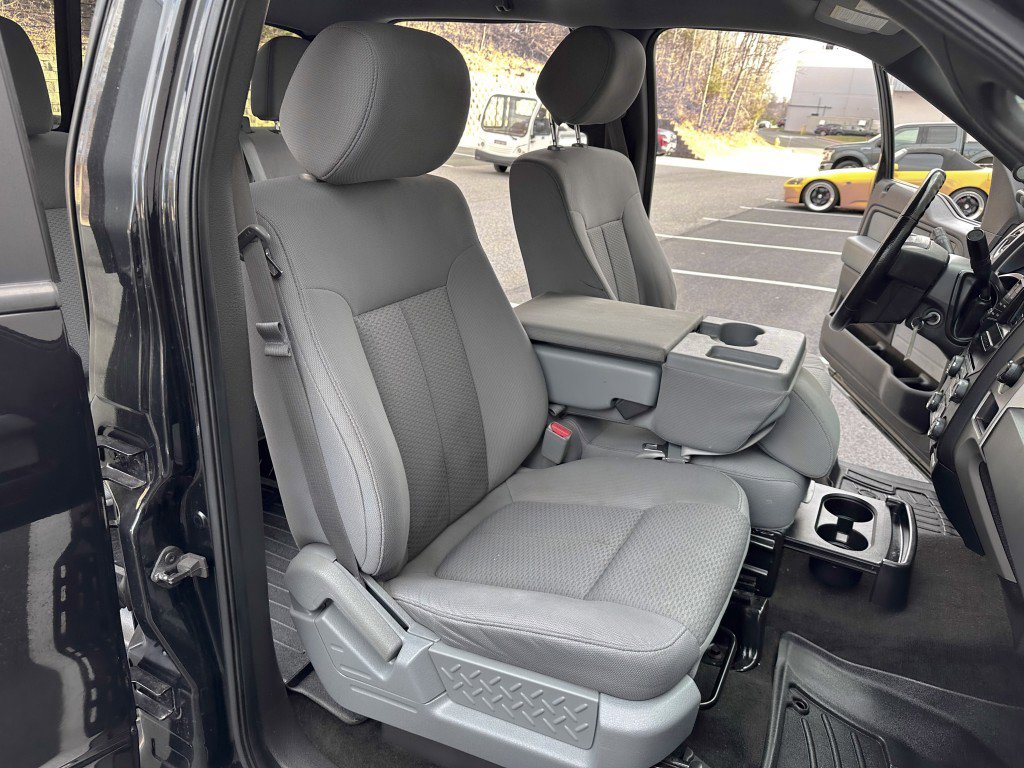 Used 2013 Ford F150 XLT w/ Luxury Equipment Group image 27