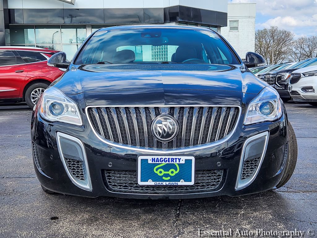 Used 2017 Buick Regal GS w/ Driver Confidence Package #2 FWD image 4