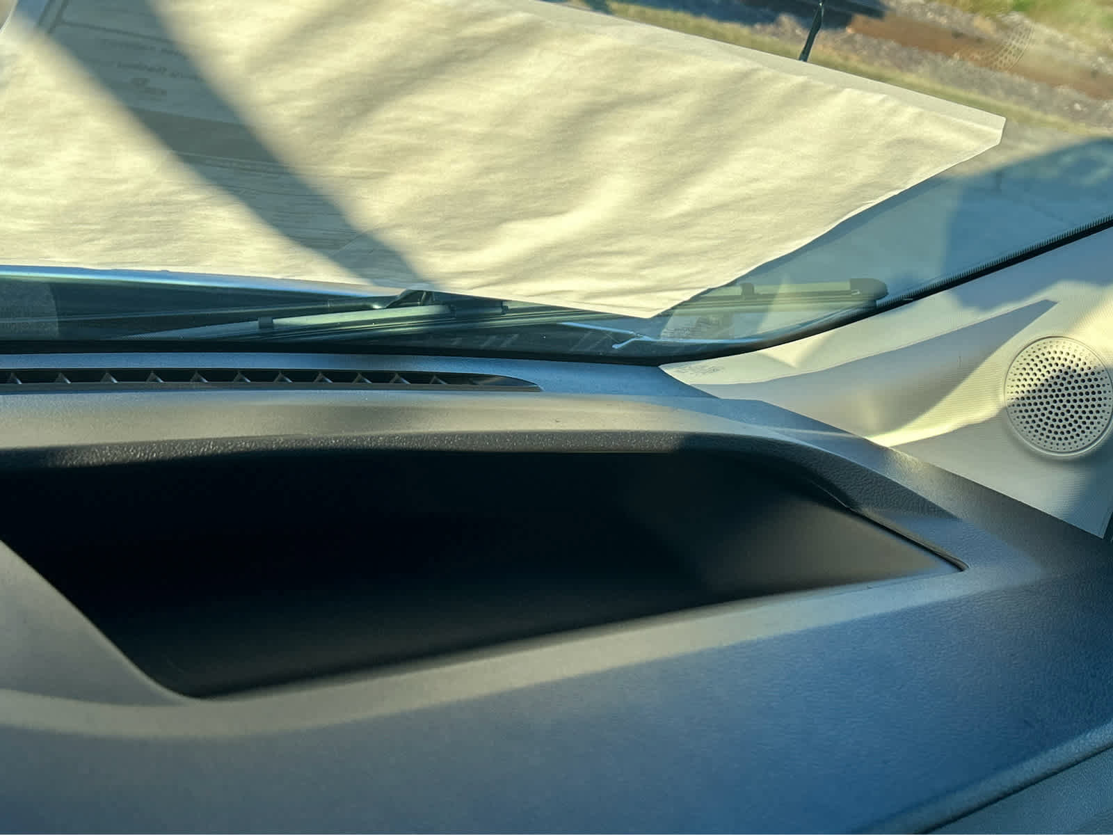 New 2026 Ford Transit 250 148 Medium Roof w/ Load Area Protection Package image 49