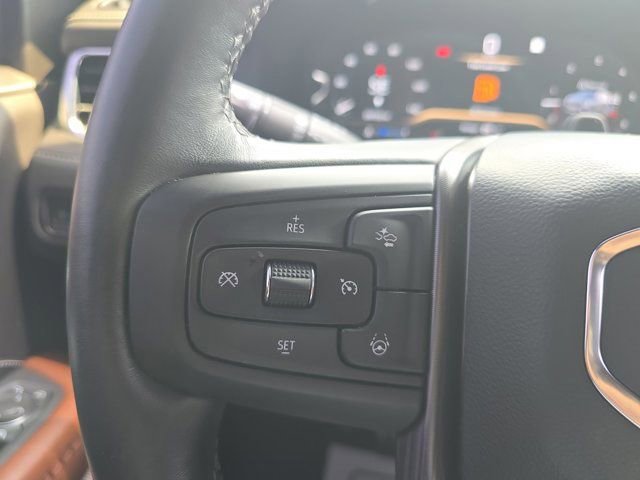 Used 2023 GMC Yukon Denali Ultimate image 31