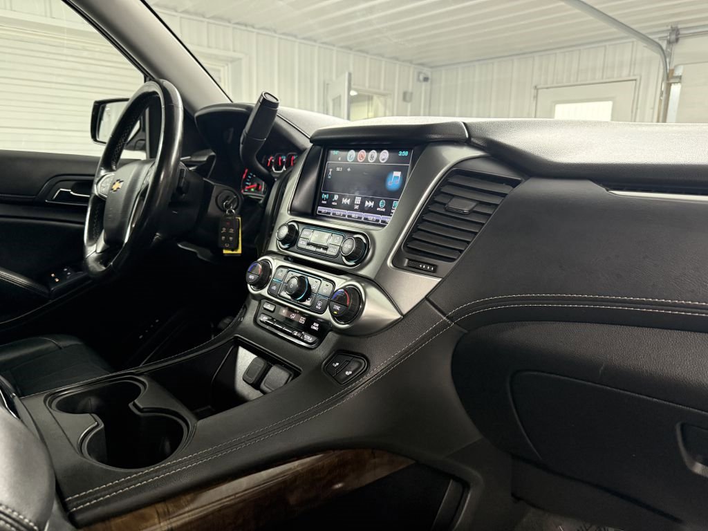 Used 2018 Chevrolet Suburban LT image 40