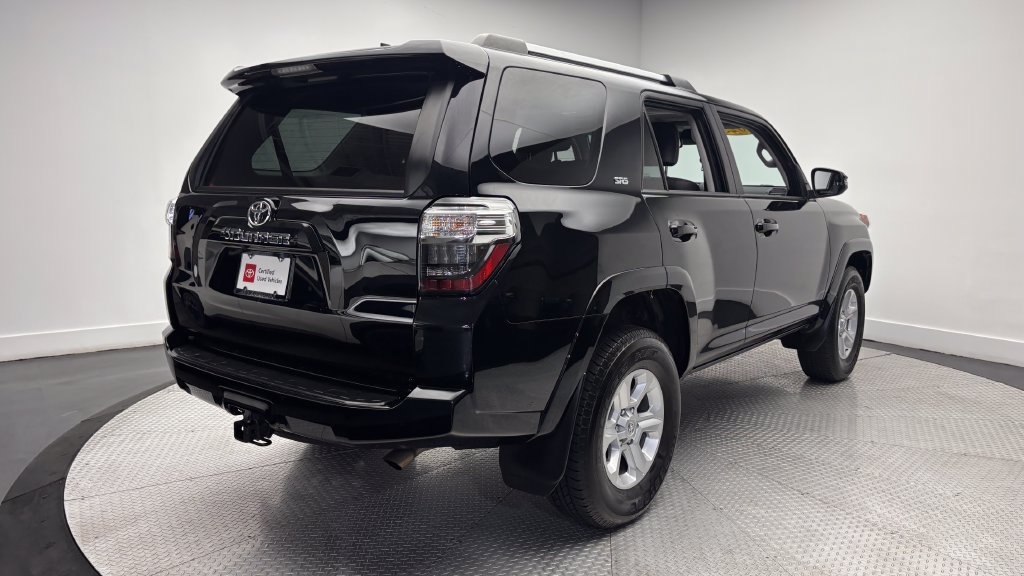 Used 2023 Toyota 4Runner SR5 Premium w/ Moonroof Package AWD/4WD image 40