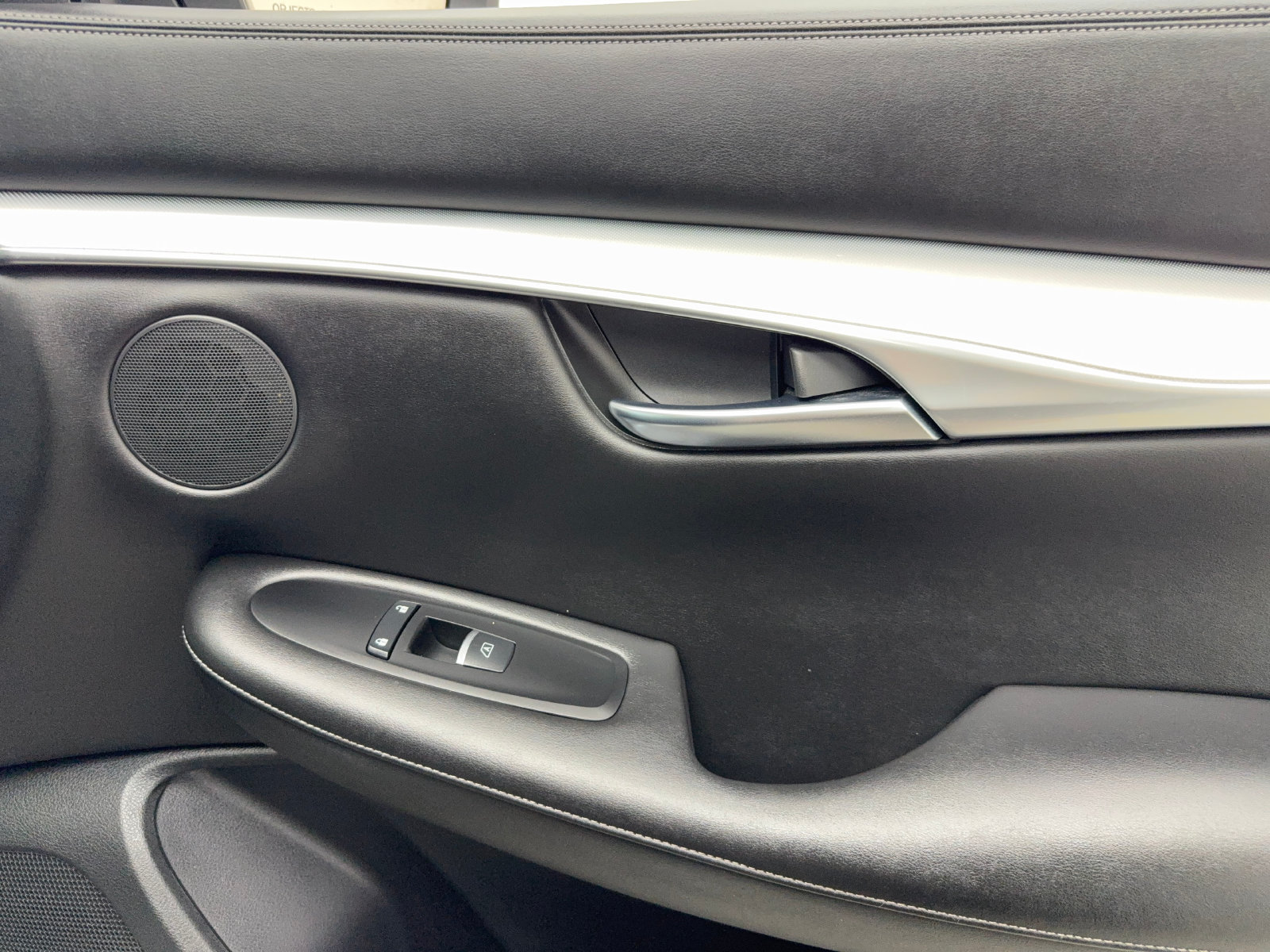 Used 2019 INFINITI QX50 Luxe w/ Navigation Package FWD image 43