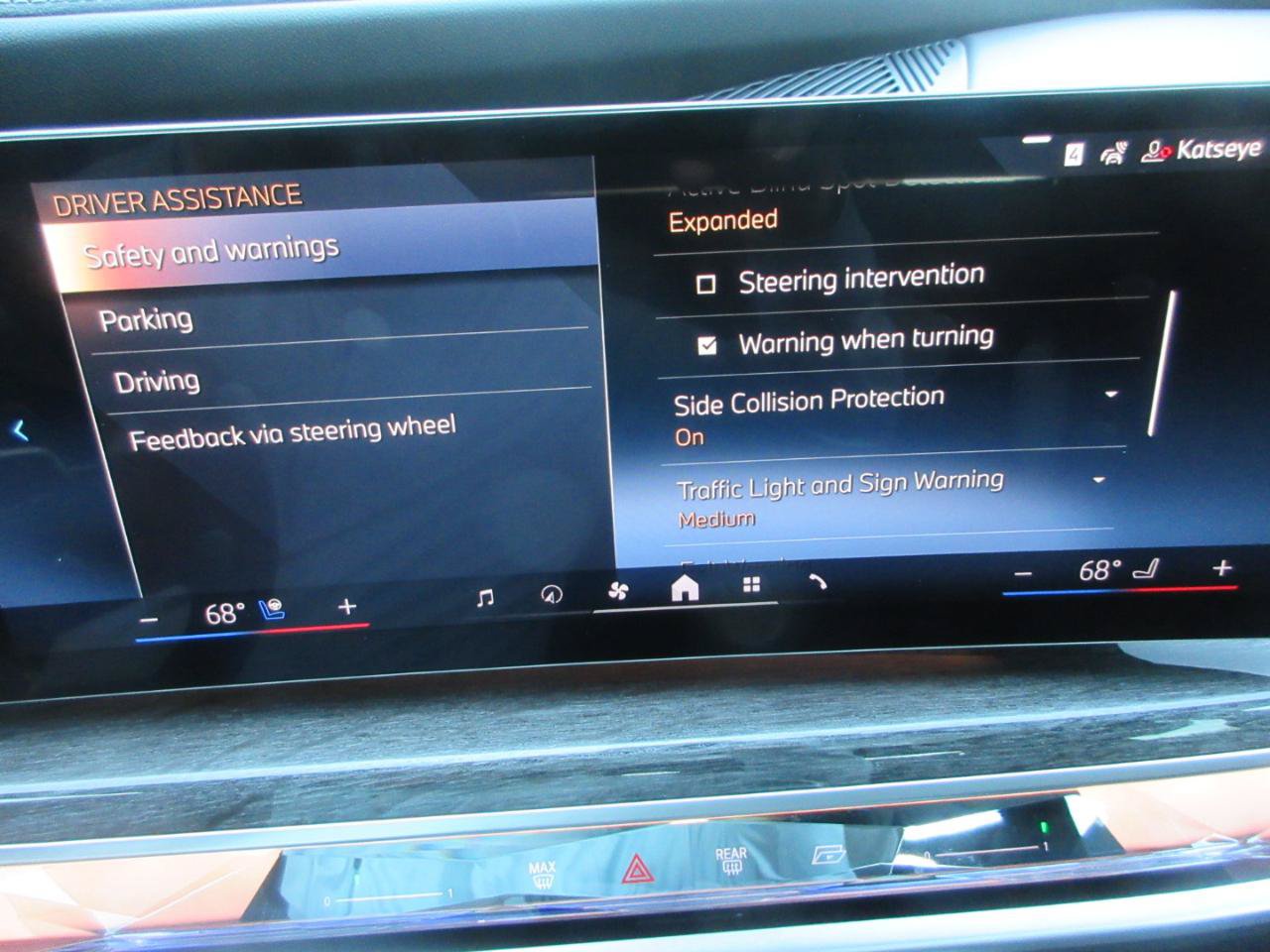Used 2023 BMW 760i xDrive AWD/4WD image 74