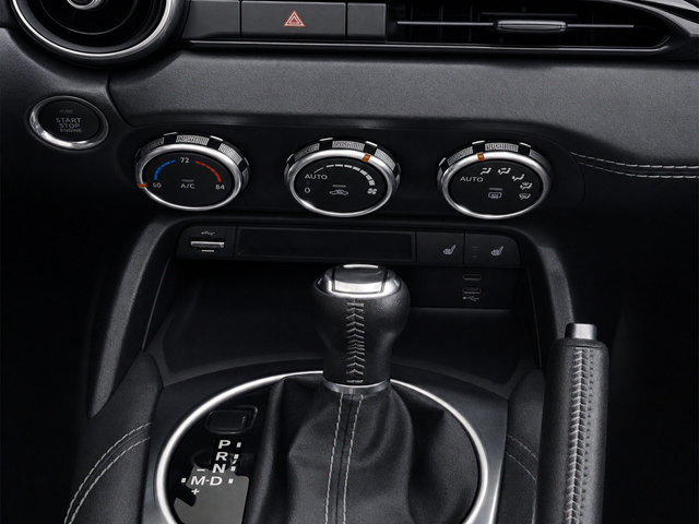 Used 2025 MAZDA MX-5 Miata RF Grand Touring RWD image 19
