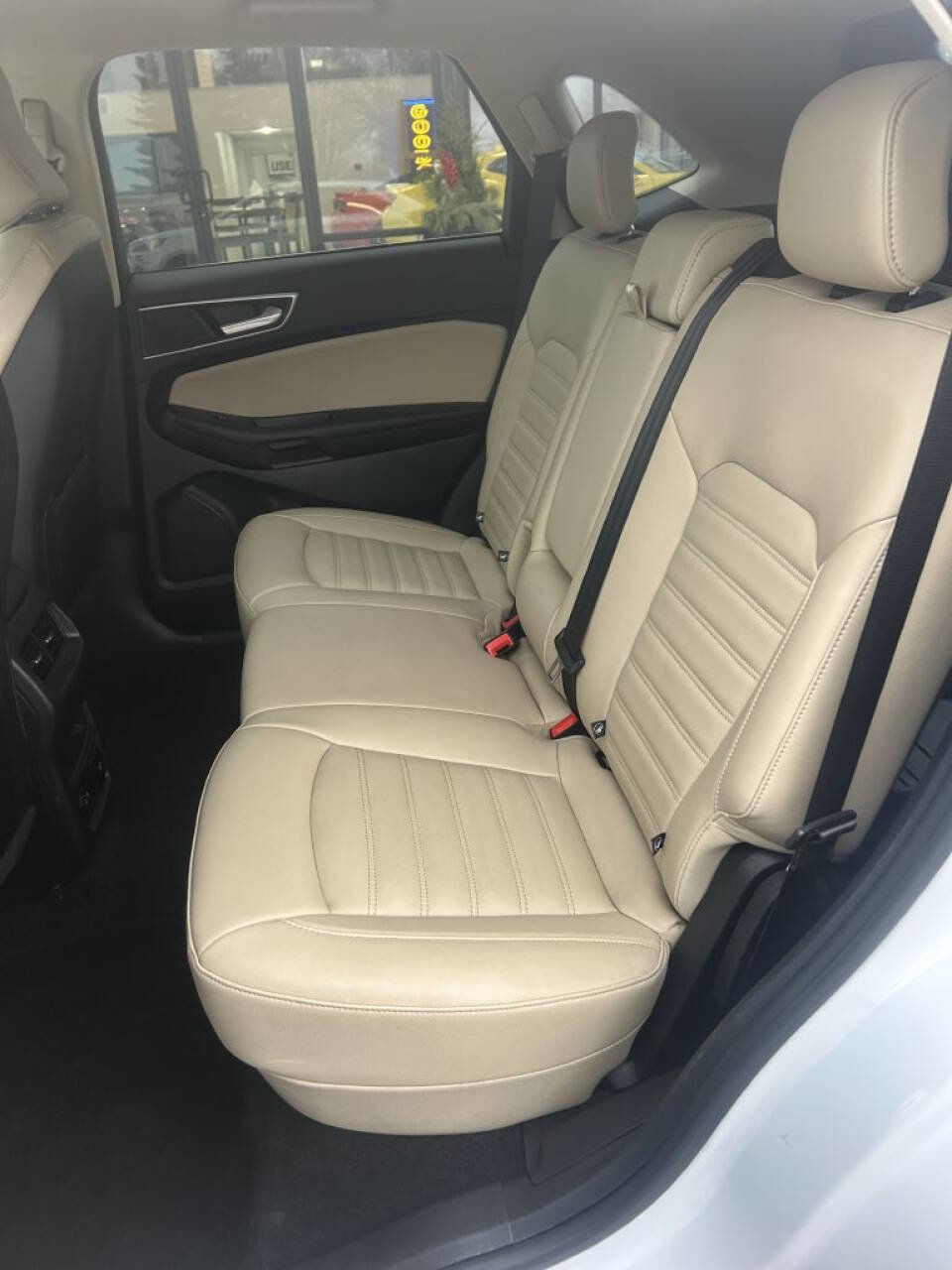 Used 2022 Ford Edge SEL w/ Convenience Package image 19