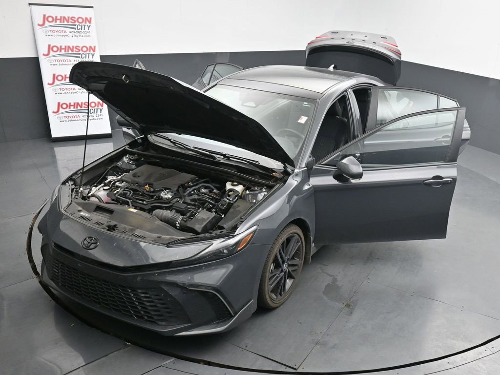 Used 2025 Toyota Camry XSE image 37
