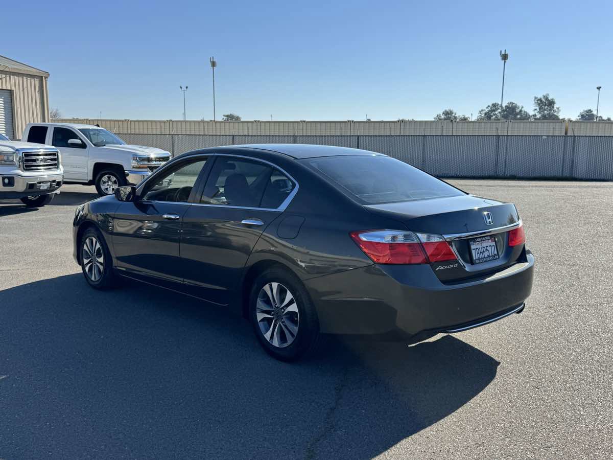 Used 2013 Honda Accord LX image 7