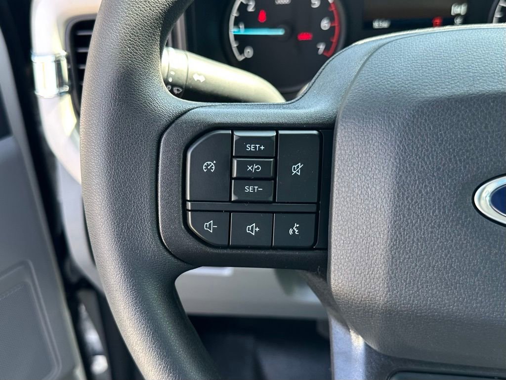 New 2026 Ford F250 XL w/ XL Chrome Package image 18