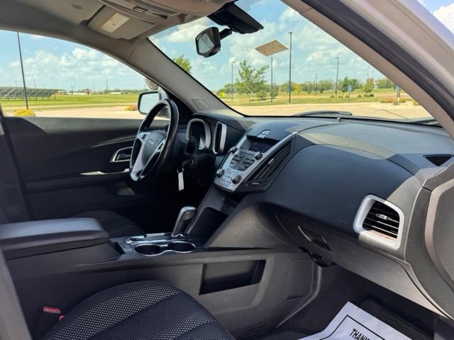 Used 2011 Chevrolet Equinox LT w/ Cargo Management Package FWD image 22