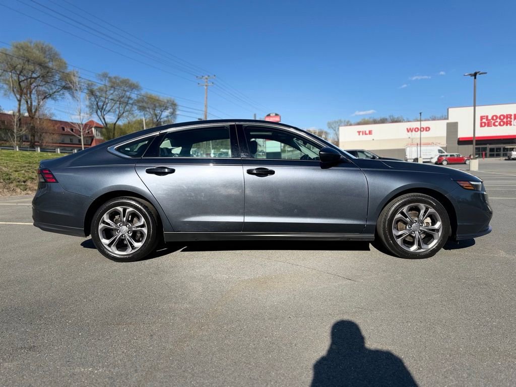 Used 2023 Honda Accord EX image 8