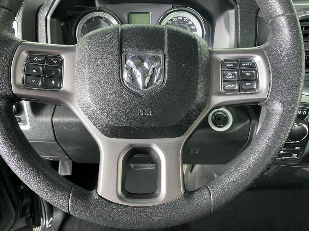 Used 2023 RAM 1500 Classic SLT AWD/4WD image 3