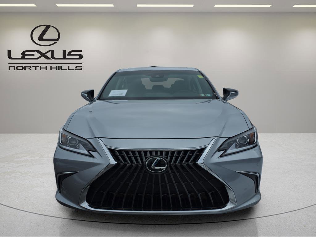 Certified 2023 Lexus ES 350 w/ Premium Package image 2