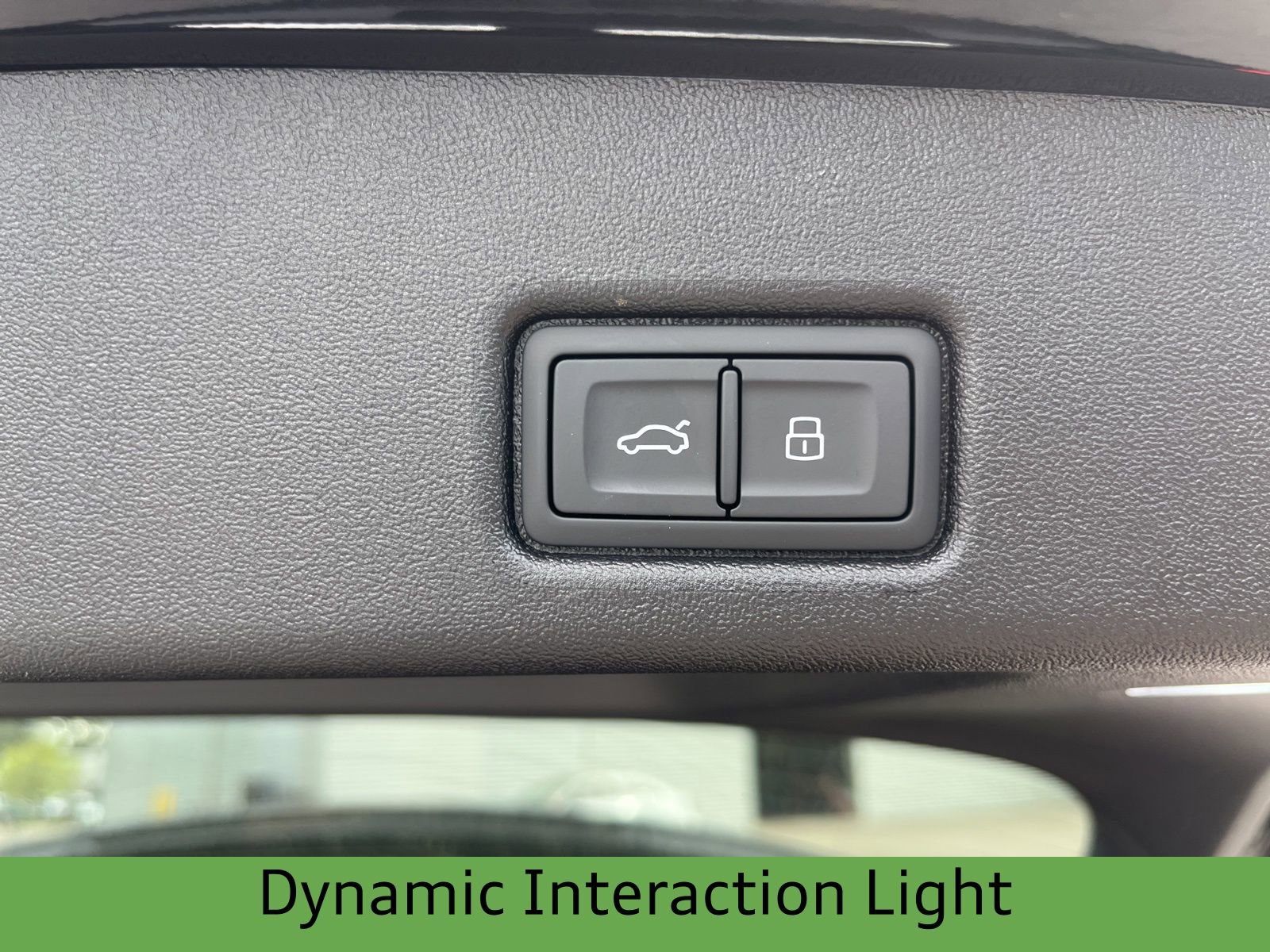 New 2025 Audi SQ5 Prestige image 30