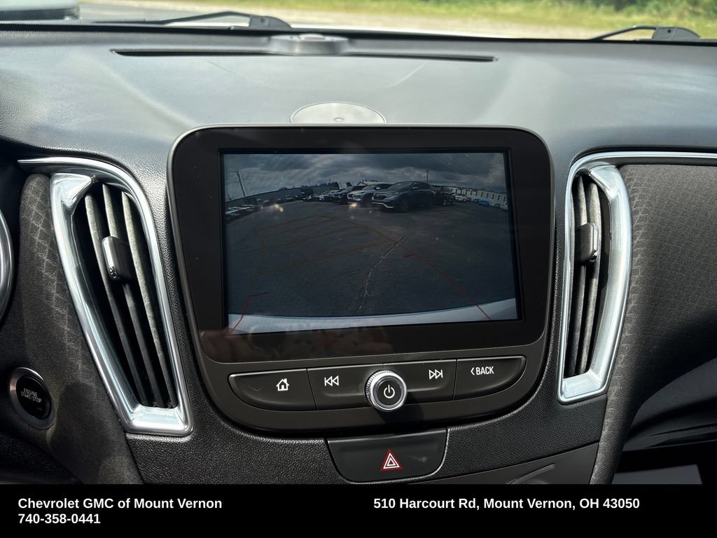 Used 2018 Chevrolet Malibu LT FWD image 24
