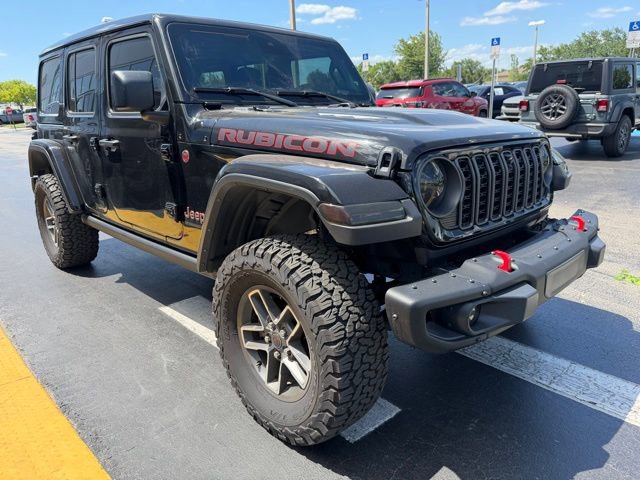 Used 2024 Jeep Wrangler Unlimited Rubicon AWD/4WD image 3
