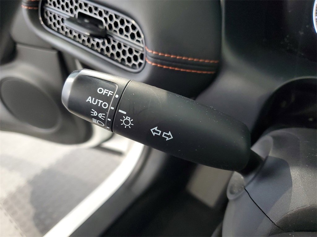 Used 2023 Honda HR-V Sport image 28