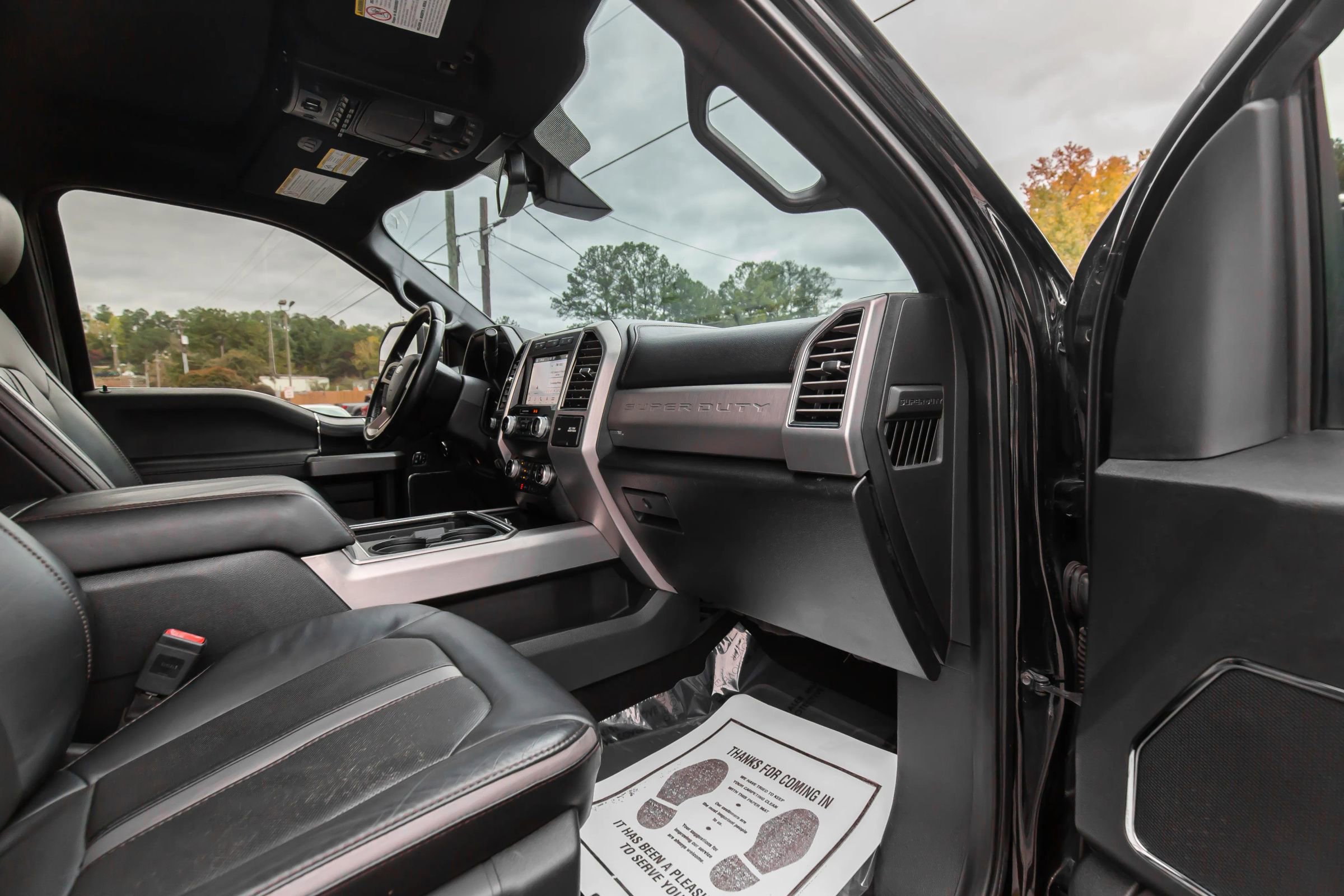 Used 2019 Ford F250 Platinum w/ Platinum Ultimate Package image 27