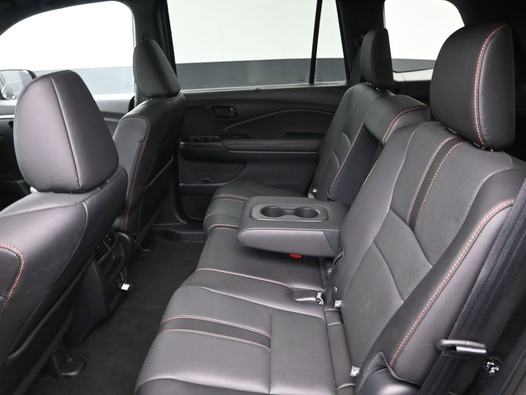 Certified 2023 Honda Passport TrailSport image 27