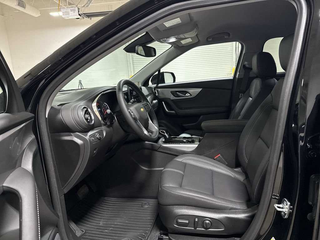 New 2026 Chevrolet Blazer LT AWD/4WD image 19