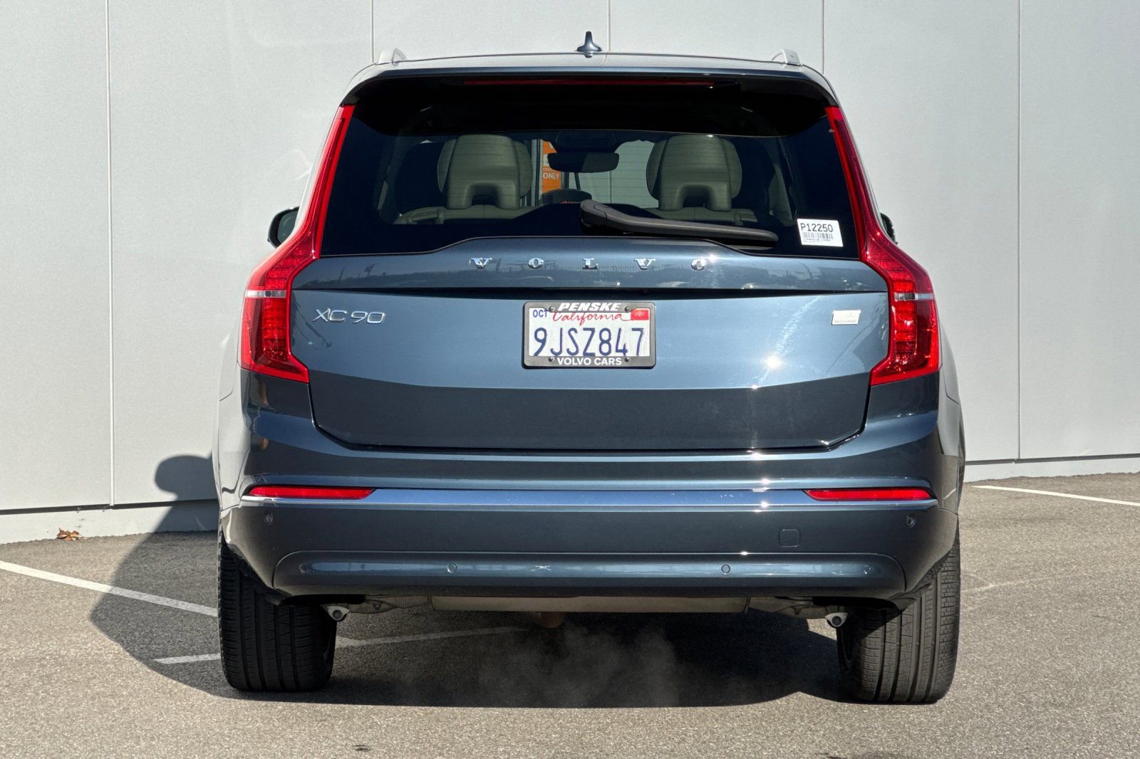 Used 2024 Volvo XC90 T8 Ultimate image 4