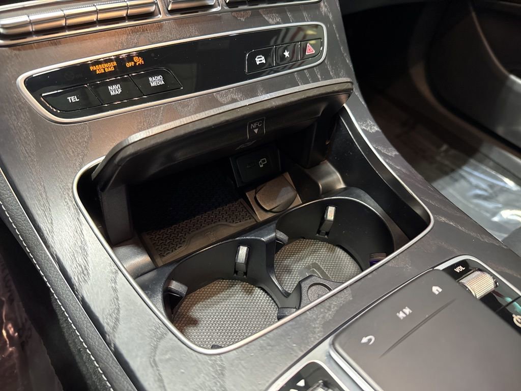 Used 2022 Mercedes-Benz E 350 Sedan w/ AMG Line Exterior image 16