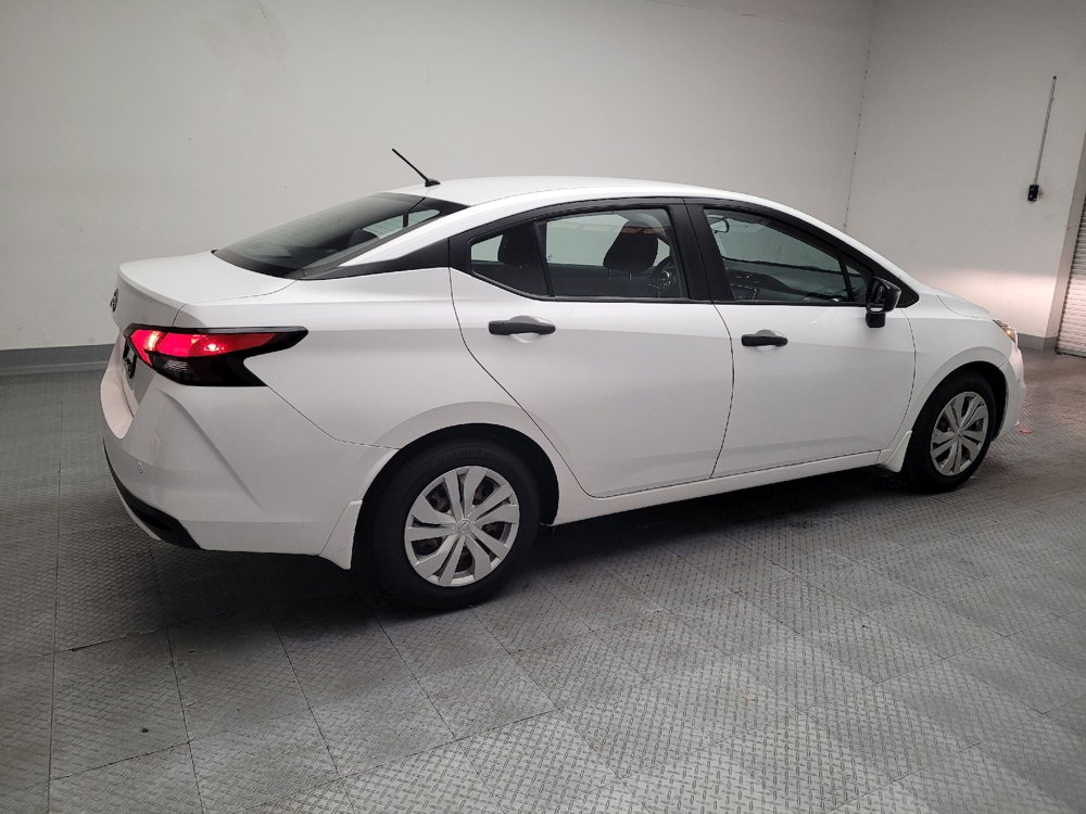 Used 2020 Nissan Versa S FWD image 10