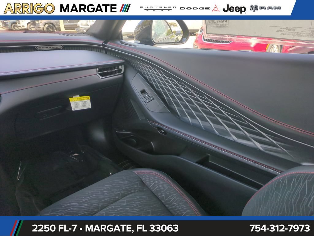 New 2026 Dodge Charger Scat Pack w/ Blacktop Package AWD/4WD image 17