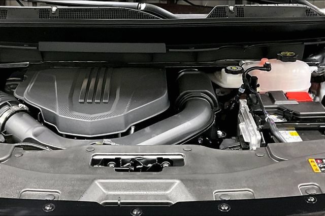 New 2026 Chevrolet Traverse RS w/ LPO, Floor Liner Package AWD/4WD image 11