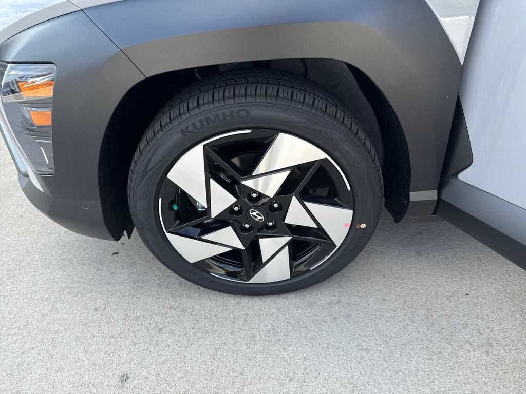 New 2026 Hyundai Kona Limited FWD image 31