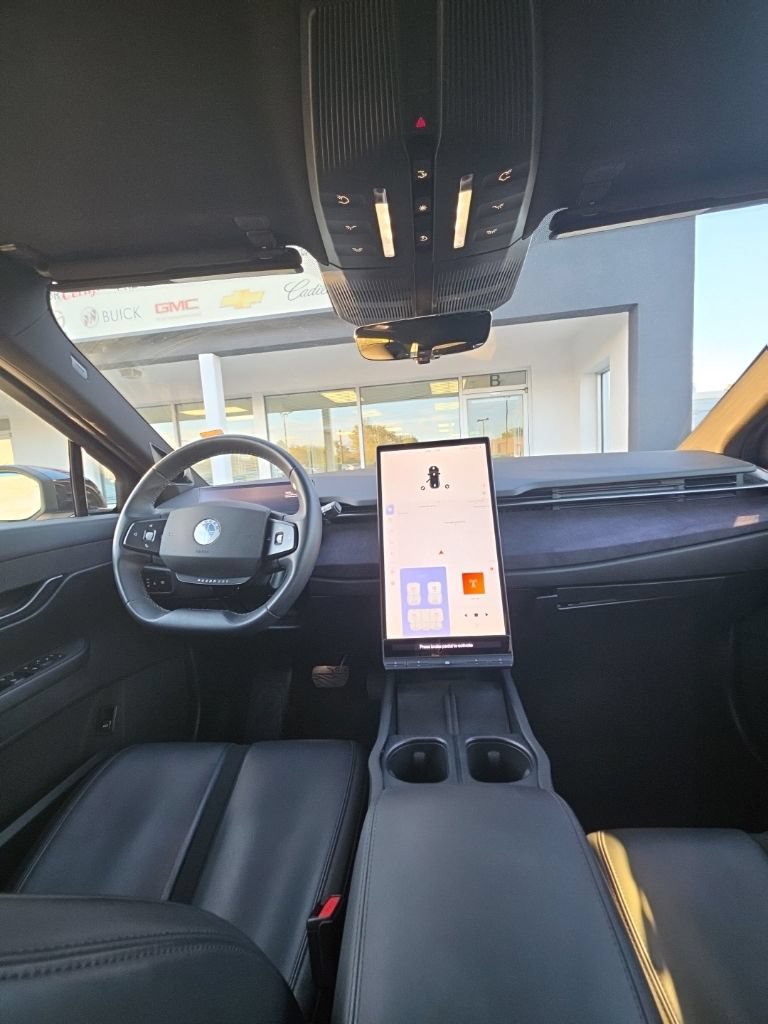 Used 2023 Fisker Ocean One AWD/4WD image 7