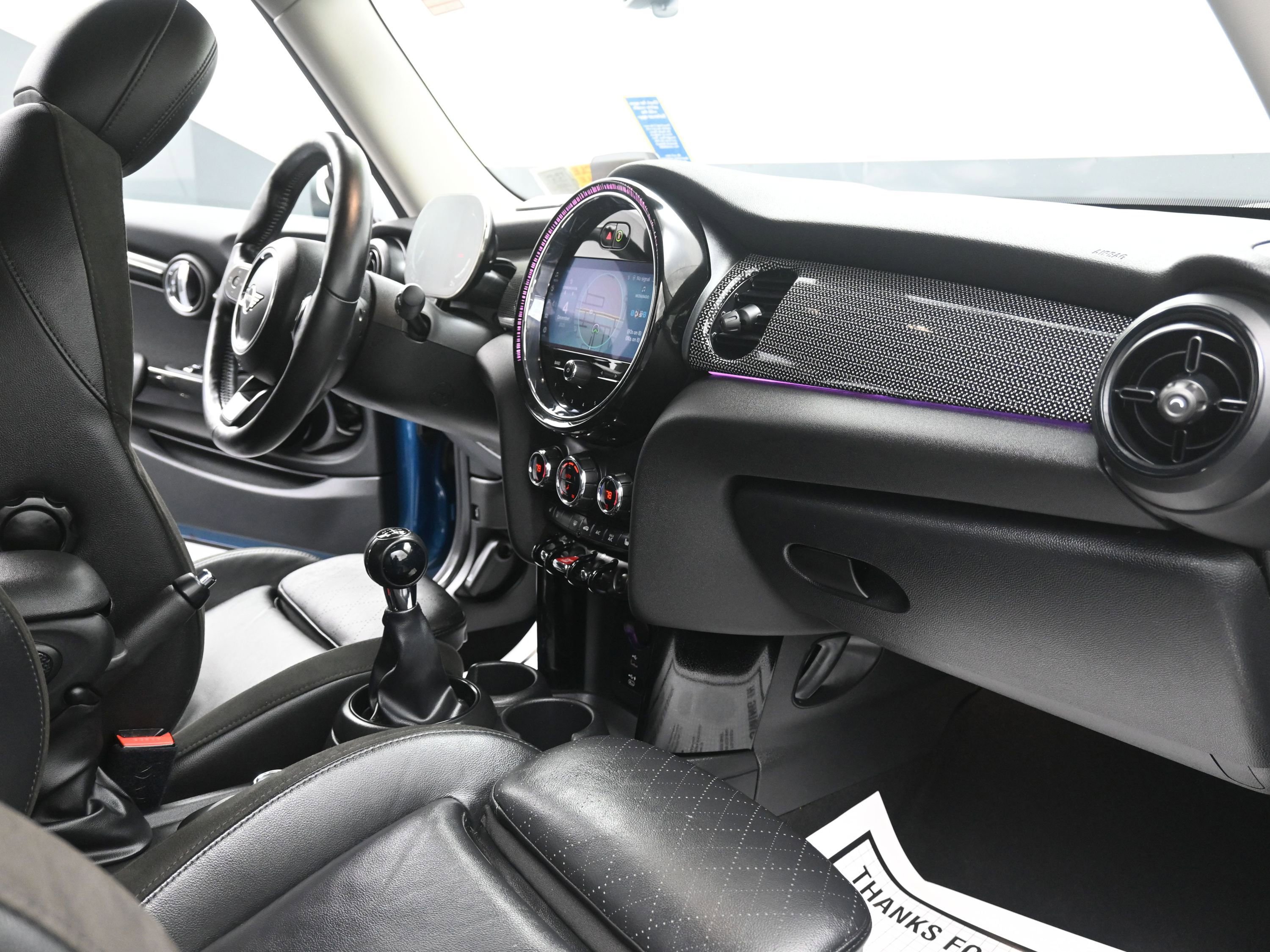 Used 2022 MINI Cooper 2-Door Hardtop image 24