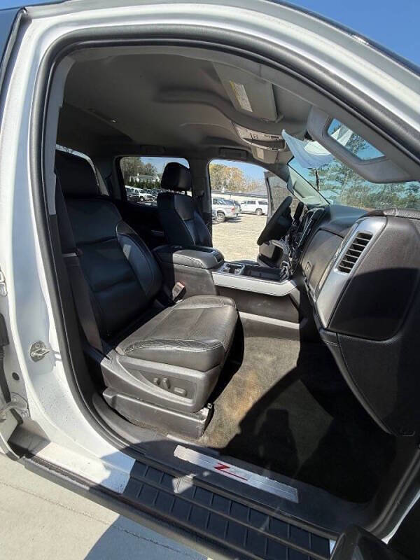 Used 2015 Chevrolet Silverado 2500 LTZ w/ Z71 Package, Off-Road AWD/4WD image 12
