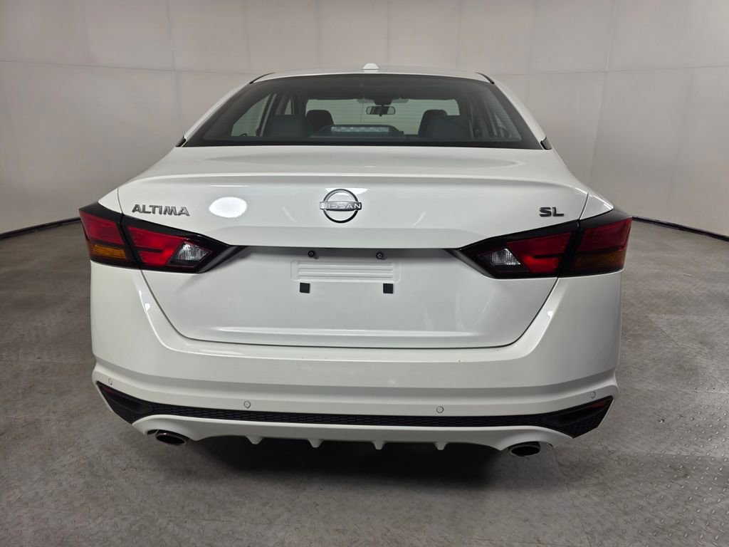 Used 2024 Nissan Altima 2.5 SL FWD image 5