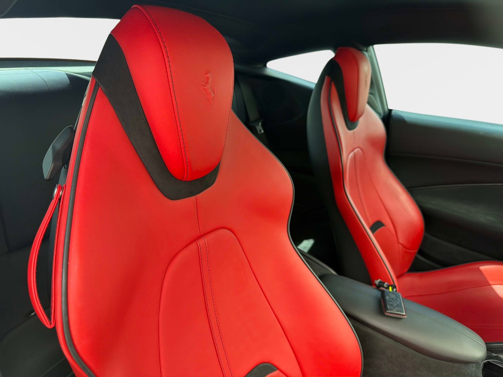 Used 2022 Ferrari Roma image 26