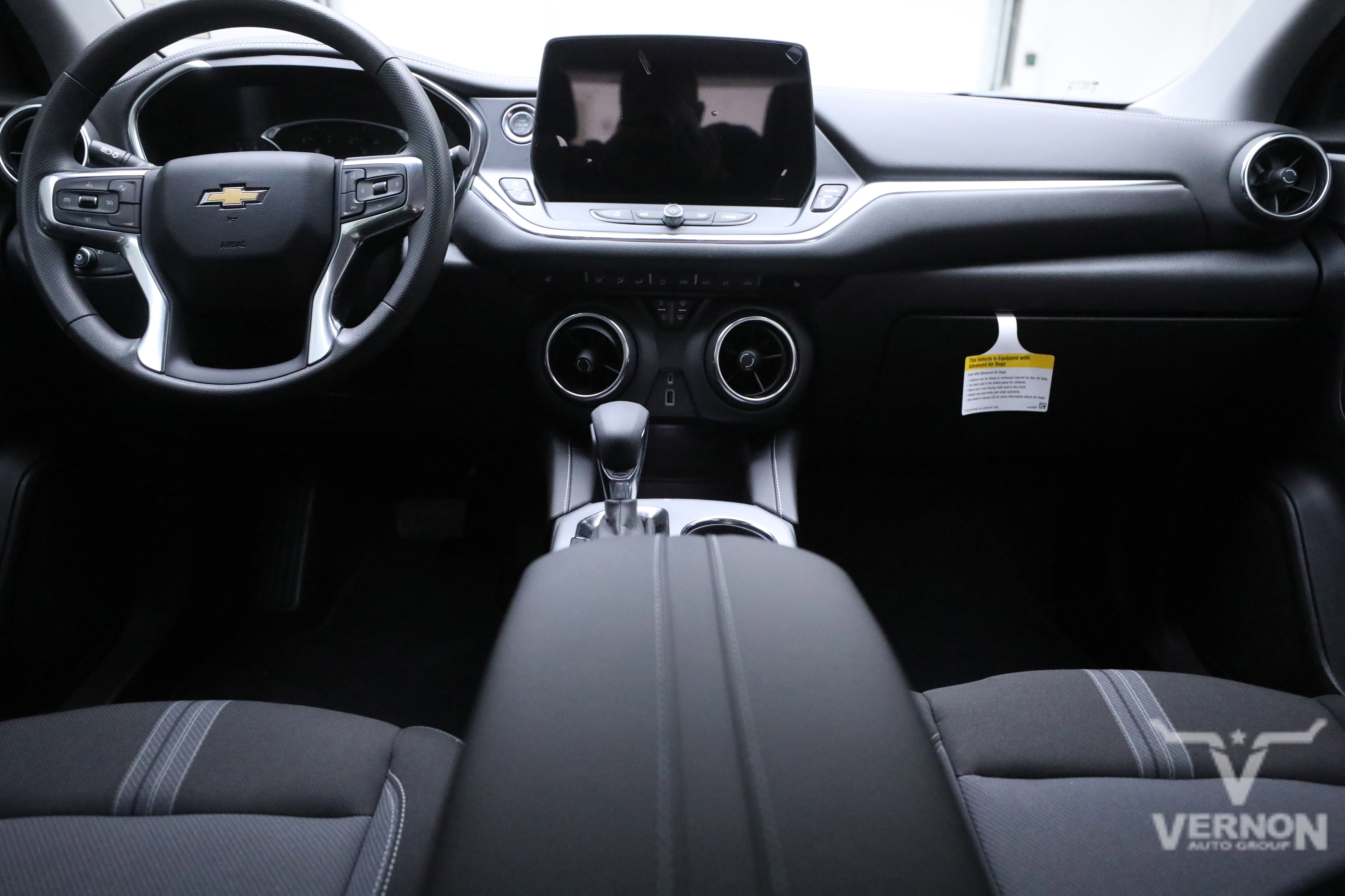 New 2025 Chevrolet Blazer LT image 13