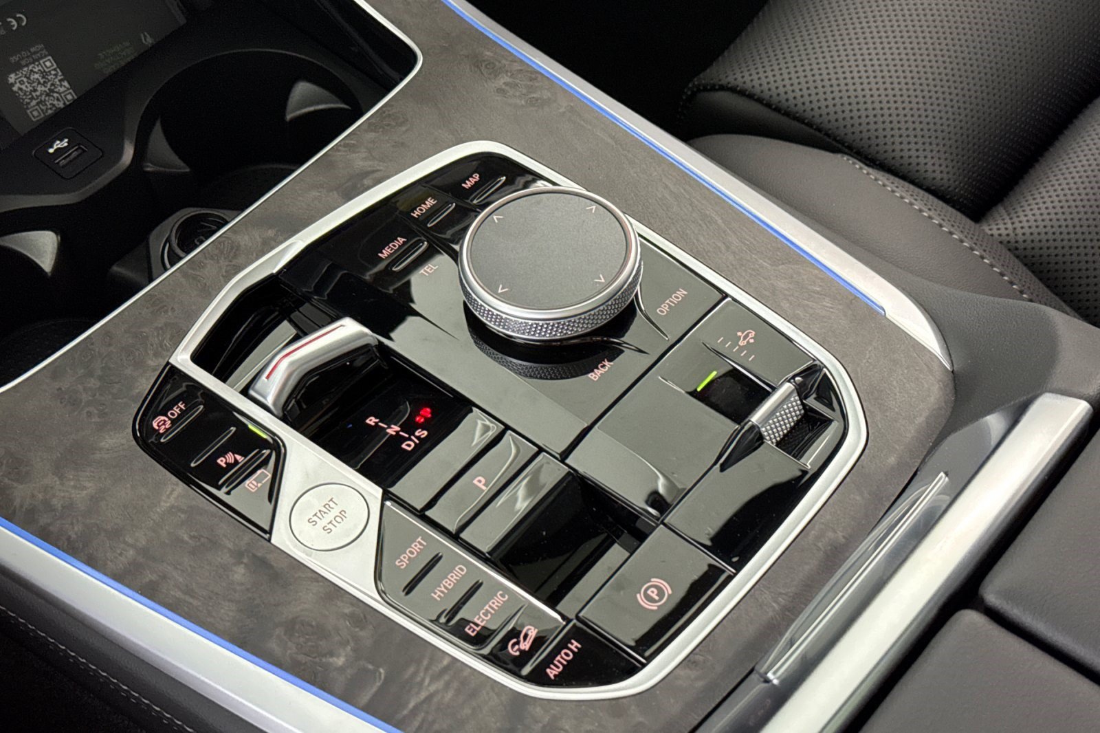 New 2026 BMW X5 xDrive50e AWD/4WD image 16