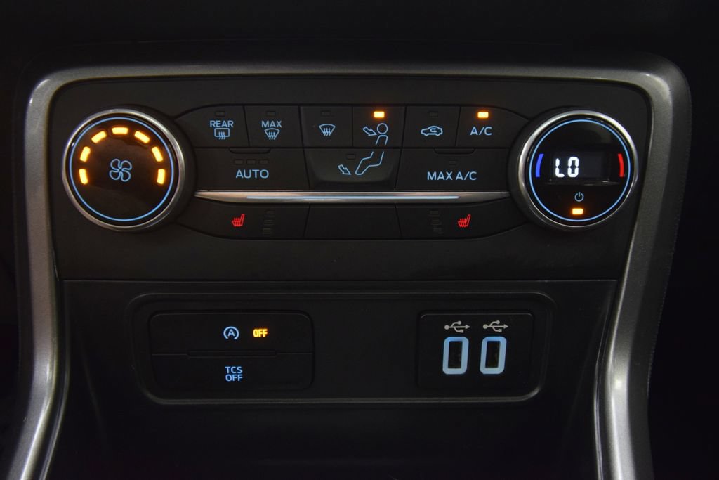 Used 2019 Ford EcoSport SE w/ SE Convenience Package AWD/4WD image 32