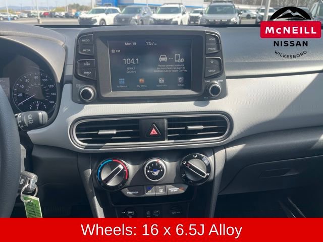 Used 2020 Hyundai Kona SE image 23