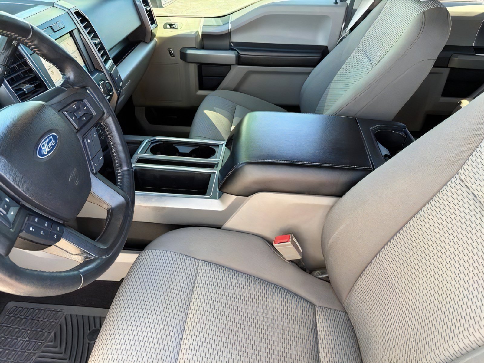 Used 2018 Ford F150 XLT w/ Equipment Group 302A Luxury AWD/4WD image 15