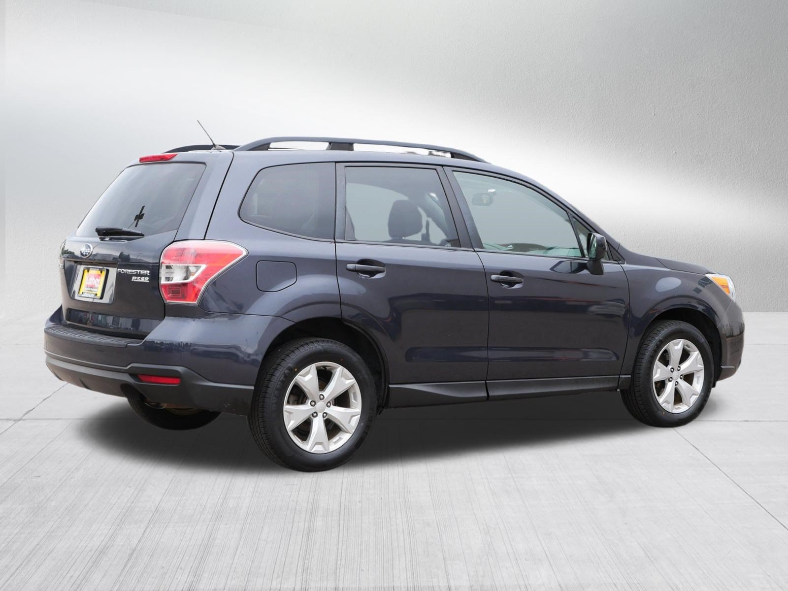 Used 2014 Subaru Forester 2.5i Premium w/ Popular Package #2 AWD/4WD image 7