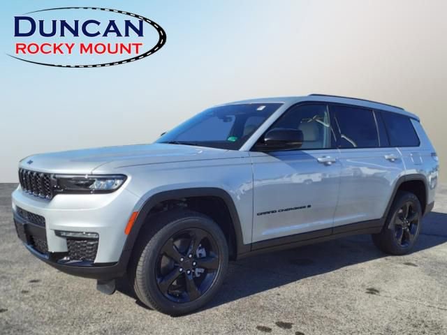 New 2025 Jeep Grand Cherokee L Limited w/ Black Appearance Package AWD/4WD image 1