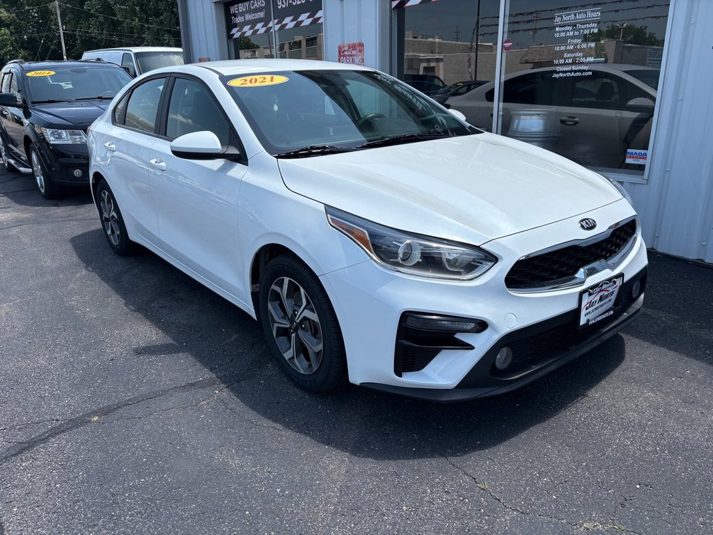 Used 2021 Kia Forte LXS FWD image 1