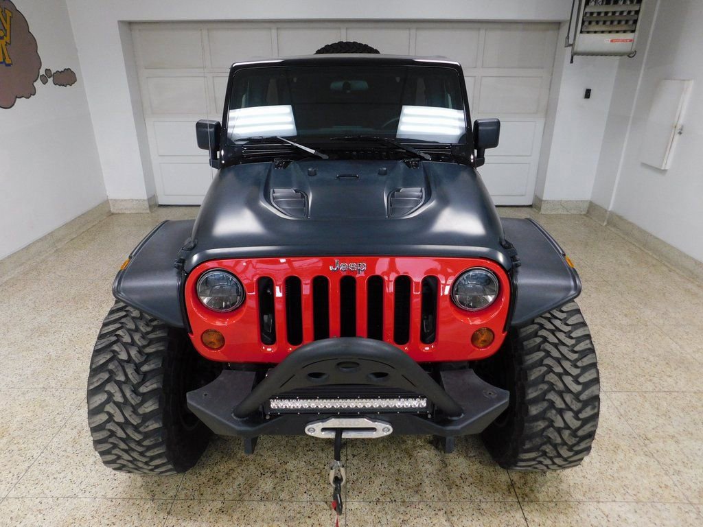 Used 2012 Jeep Wrangler Unlimited Sport image 12